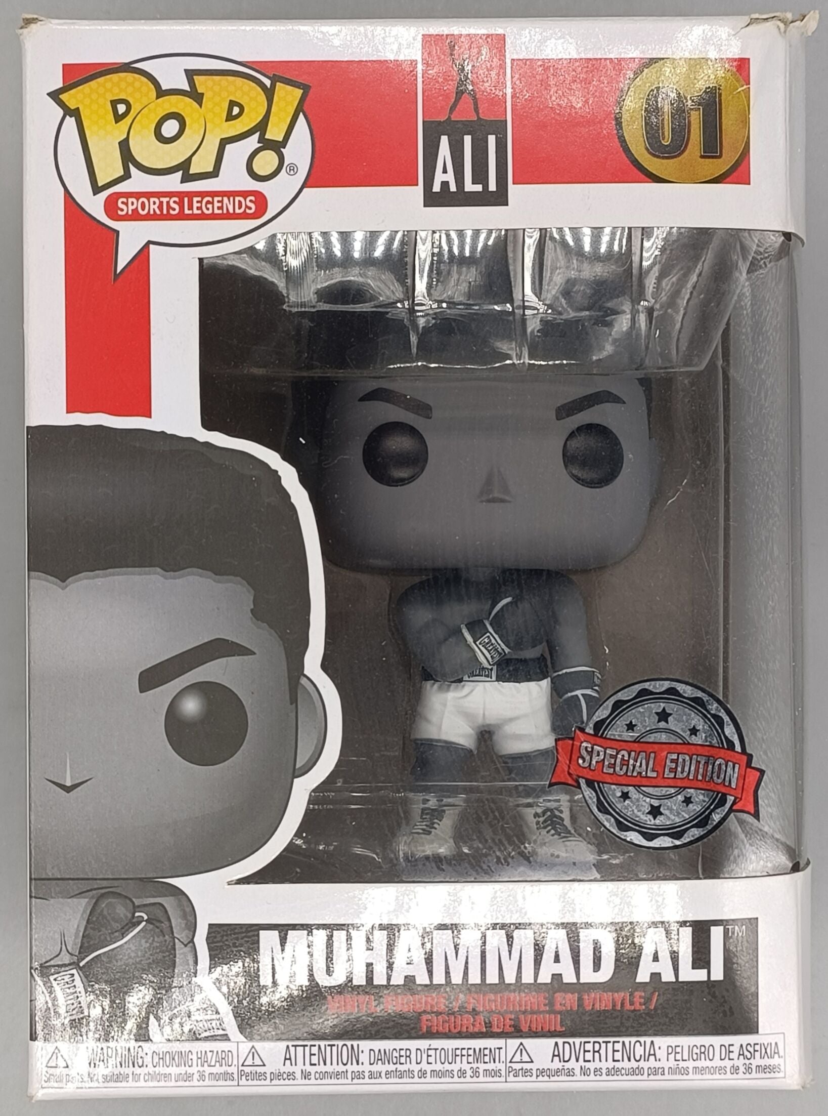 01 Muhammad Ali - B&W - Sports Legends Funko POP - Box Damaged