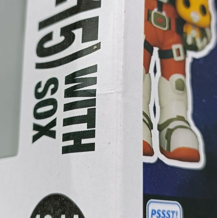 #1211 Buzz Lightyear (XL-15 with Sox) - Disney Lightyear Box Damaged Funko POP
