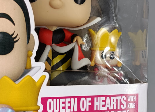 1063 Queen of Hearts (with King) Disney Alice in Wonderland Funko POP - Box Damaged